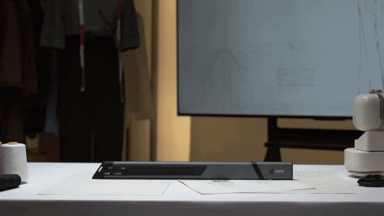 ScanMax 320 foldable scanner in use